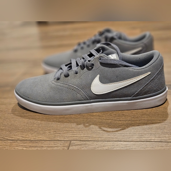 Brand New Nike SB Check Solarsoft - Grey/White - Picture 2 of 6